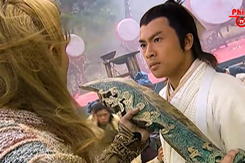 Kiếm hiệp Kim Dung: Không phải Quách Tĩnh và Hoàng Dung đây mới là chủ sở hữu đầu tiên của Đồ long đao và Ỷ thiên kiếm