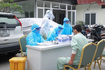 Thêm 2 ca mắc Covid-19 mới, trong đó có 1 nữ sinh ở Mê Linh: Ca nhiễm 243 từng đến nhà bệnh nhân này chơi, nói chuyện
