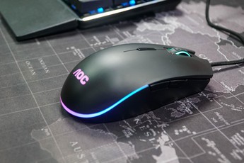Review bộ đôi gaming gear song sát của AOC: Bàn phím cơ GK500 và chuột GM500