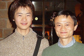 Khổ như con trai tỷ phú Jack Ma: Bị bố mẹ bỏ bê, đến khi nghiện game nặng mới được bố ra tay dạy dỗ một phen nhớ đời