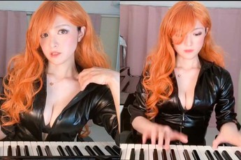 Thay áo liên tục và chơi piano trên sóng, nữ streamer khiến triệu fan vừa sướng tai vừa sướng mắt