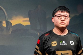 Không còn hợp đồng trên lý thuyết, Uzi sắp rời khỏi Royal Never GiveUp để tới LNG Esports?