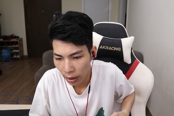 Streamer nổi tiếng rơi vào tình huống oái oăm, tư vấn tình cảm cho khách mời lại chính là người yêu cũ