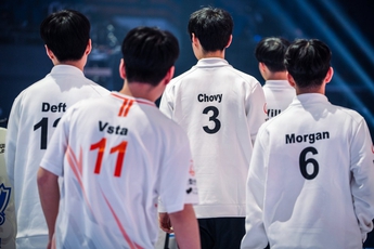 Cộng đồng LMHT bực bội vì trận Tứ Kết nhàm chán giữa T1 - HLE, "thánh vạ miệng" lại đặt nghi vấn trận đấu "có mùi"