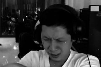 Dính "gậy bản quyền", Thầy Giáo Ba ngậm ngùi tự xóa kênh YouTube hơn 1,5 triệu subs, cho biết sẽ "làm lại từ đầu"