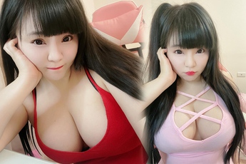 Khiến người xem "ná thở" thở với bộ ngực khủng, nữ streamer bất ngờ đổi style "kín cổng cao tường"  khó tin