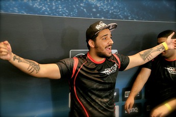 Tuyển thủ già nhất MSI 2021: 30 tuổi vẫn thi đấu đỉnh cao, nổi tiếng nhờ Draven và màn cầu hôn bạn gái tại CKTG