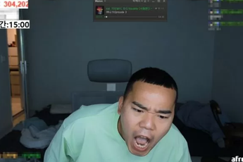 Đang ngủ thì được donate 600 triệu, chàng streamer khóc ròng, tự trách bản thân "Dậy quá sớm nên không ai donate nữa"