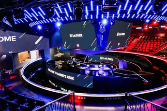 Truyền thông Hàn Quốc gây sốt khi nhận định LCK ngày càng... hiếm game thủ "thông minh"