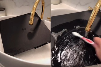 Thấy PS4 của bạn trai quá bẩn, cô gái cho hẳn vào vòi rửa, lấy bàn chải lau cả bụi trong bo mạch và cái kết đắng lòng