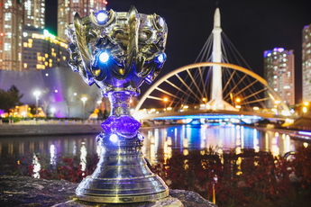 Lượng người xem CKTG 2022 giảm mạnh so với mùa giải 2021