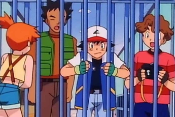 Đem hết tiền trợ cấp đi đấu giá thẻ bài Pokémon, người đàn ông được "tặng kèm" gói đi tù 3 năm