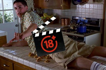 Bóc mẽ màn "khám phá tình dục" kỳ dị nhất màn ảnh: Nam chính "ân ái" với thứ chả ai ngờ, mất 6 giờ mới quay xong?