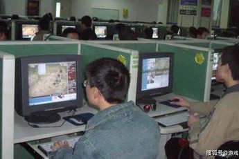 Mất tài khoản, 13 năm sau mới đăng nhập lại được, game thủ sững sờ khi thấy bạn gái mạng vẫn gửi tin nhắn hỏi thăm mỗi ngày