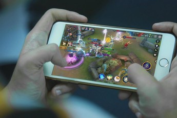 Game thủ lo lắng cho Liên Quân Mobile, liệu có rơi vào một hiệu ứng domino?