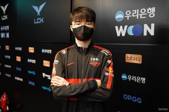 Vừa đánh bại Chovy nhưng Faker vẫn cho rằng mình chưa đạt tới đỉnh cao phong độ