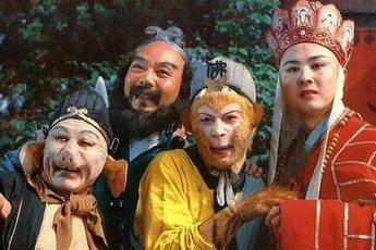 Dàn sao 'Tây du ký 1986' bám víu hào quang