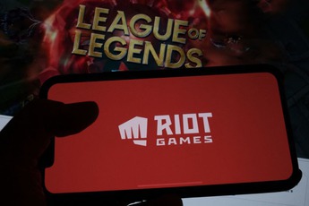 Ganh đua chỉ vì một trang phục, game thủ đồng loạt gửi thư làm phiền đội ngũ phát triển của Riot