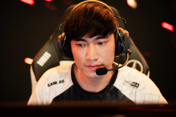 Chứng kiến GAM thi đấu, SofM cũng buộc phải sấy vì những pha xử lý khó hiểu