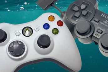 Dọn nhà, nam game thủ ngỡ ngàng khi phát hiện "báu vật", tuổi đời gần 25 năm, giá trị liên thành