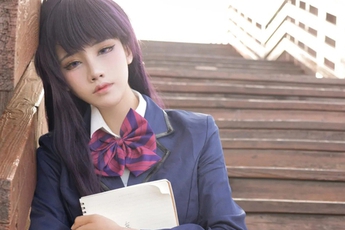 Mê mẩn loạt ảnh cosplay nàng waifu "im thin thít" Komi-san siêu đẹp