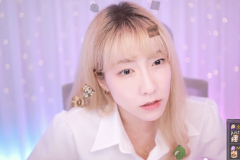 Đang có môi trường "farm tiền" cật lực, nhiều nữ streamer lặng người trước loạt tin "sét đánh" từ nền tảng