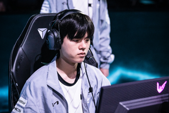 Deft phản đối kịch liệt lối chơi 'Xạ Thủ Hỗ Trợ' vì làm mất bản sắc của LMHT