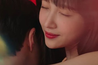 Nữ diễn viên bị dọa đuổi nếu không đóng cảnh khỏa thân