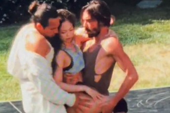 Jennie (BlackPink) gây sốc với cảnh 18+