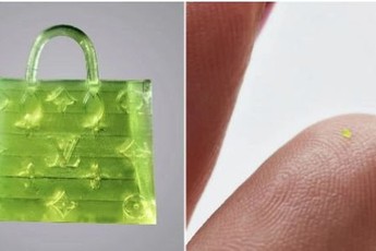 Kỳ lạ túi xách Louis Vuitton nhỏ "bằng mắt muỗi", xuyên qua được lỗ kim nhưng được đấu giá tới 1,4 tỷ đồng