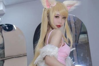 Mỹ nữ xứ Trung cosplay Ahri, quyết đem đến phiên bản chưa từng có