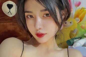 Chuyện tình tuyển thủ: Nàng WAGs gợi cảm nhất Liên Quân với tuyên bố cực "gắt"