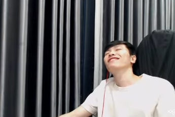 Em Chè lại tạo content đỉnh cao, livestream lâu tới mức viewer phải năn nỉ “xin hãy dừng lại”