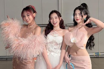 Ba tượng đài nhan sắc làng game "đụng độ" trong một khung hình, tình chị em Esports mãi "keo"