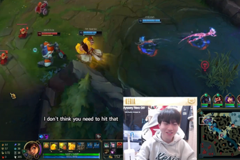 Keria có biểu cảm "gây bão" khi giao lưu cùng dàn sao VCS khiến khán giả Việt không thể kìm lòng