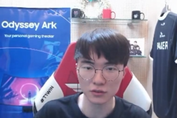 Faker "nổi đóa" ngay trong đêm giao thừa, phán thẳng một câu với các đồng đội trong rank