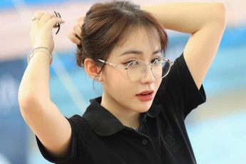 Gấm Kami vắng mặt ở một giải đấu, nữ cơ thủ xinh đẹp giật "spotlight"