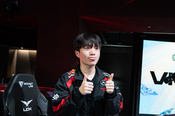 Keria có màn teamview cho đồng đội "đỉnh chóp" ngay trong trận khiến khán giả bàng hoàng