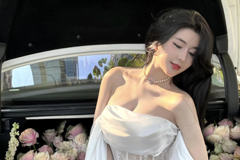 Hot girl gây sốt CĐM với loạt ảnh đầy gợi cảm, đặc biệt là phong cách tạo dáng "có một không hai"