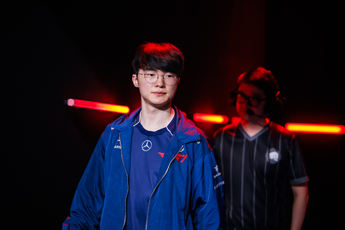 BLV Hoàng Luân "var" cực mạnh dàn sao T1, SofM nêu tên một tuyển thủ "chơi cho đủ tụ"