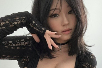 Cosplay nhân vật Zenless Zone Zero, nữ streamer "nóng" hơn cả bản gốc