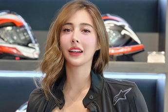 Gặp tai nạn khi tập lái mô-tô, hot girl xinh đẹp khiến người xem không khỏi xót xa