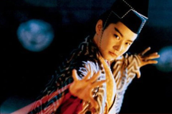 Đông Phương Bất Bại, Phong Thanh Dương và Phương Chứng đại sư đối đầu, ai thắng?