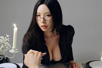 Coser hóa thân nhân dịp Halloween, cộng đồng mạng chỉ biết xao xuyến