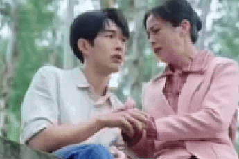 Ai làm ra phim Trung Quốc này điên thật rồi: Nữ chính hơn nam chính 30 tuổi, tam quan lệch lạc quá trời