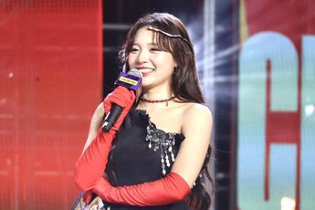 MC Phương Thảo khiến fan trầm trồ với màn trở lại sân khấu ĐTDV mùa Đông 2025