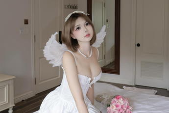 Đu trend “váy xanh”, Hà Phương Boo chiến thắng với nhan sắc “ngọt lịm”, hạ gục vô số anh em game thủ