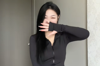 Trần Hà Linh lại lên xu hướng, chỉ một động tác dễ dàng thu hút hơn 1 triệu view trong nháy mắt