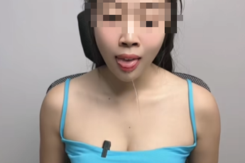 Ngán ngẩm với phong cách mukbang của hot TikToker xinh đẹp, vì lượt xem mà “bán rẻ” lòng tự trọng