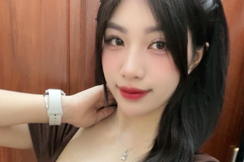 Đấu vật với hot girl xinh đẹp, đối thủ nam hé lộ trải nghiệm khó quên
